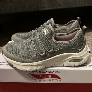Skechers Rainbow View Sneakers in Grey